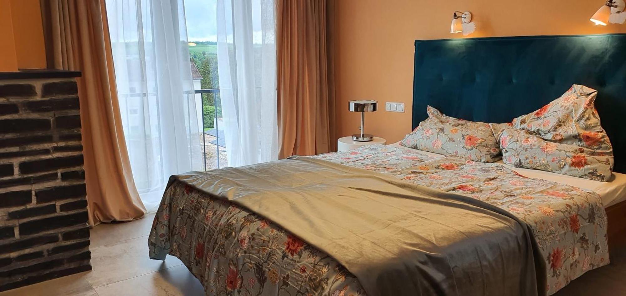 Appartamento Taunusblick Bad Camberg Esterno foto